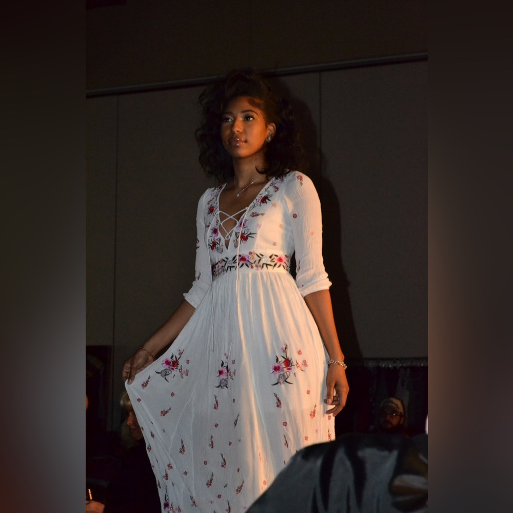 NWT Floral White Boho Dress Various sizes